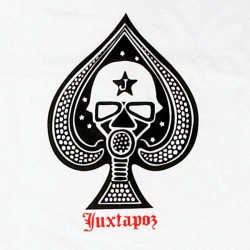 Camiseta Juxtapoz - Gas Mask by  C.R. STECYK III 